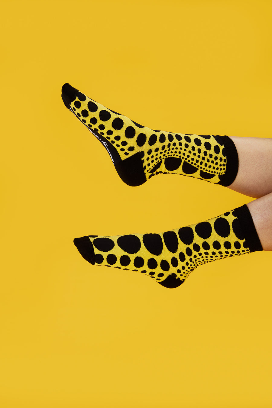 Socks – Yayoi Kusama, Yellow Pumpkin