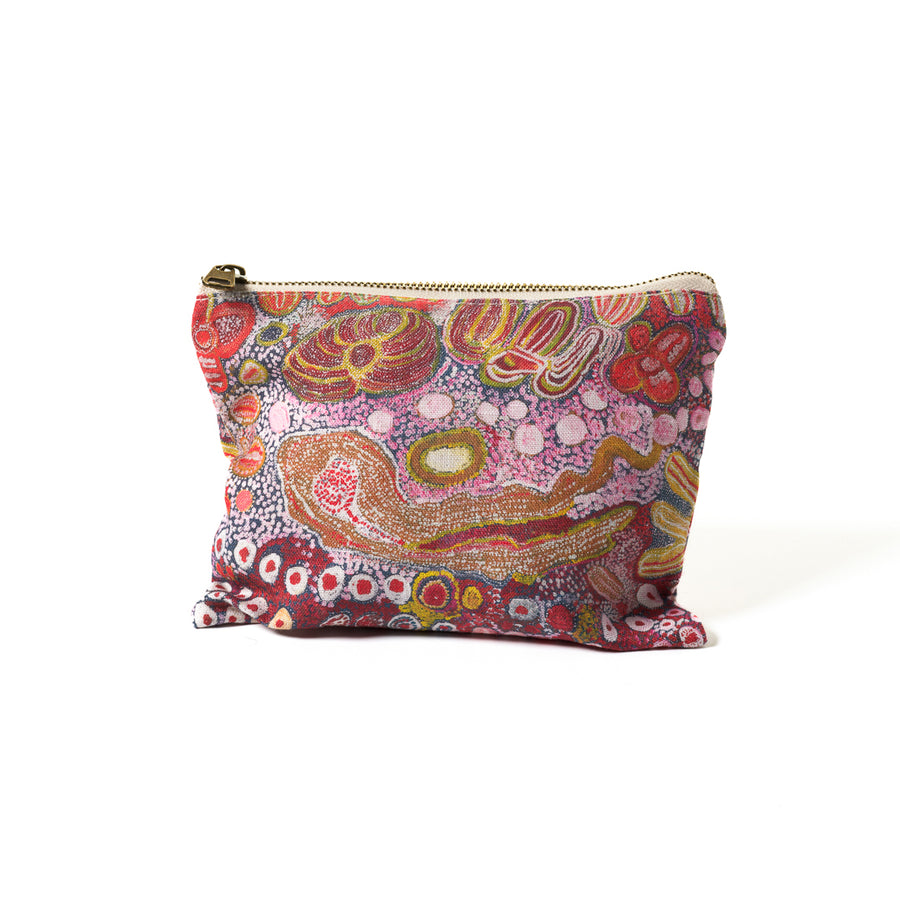Pouch – Wingu Tingima, Minyma Tjuta (Seven Sisters)