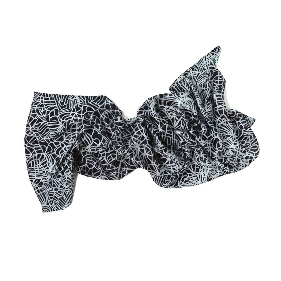 Silk Scarf – Emily Kam Kngwarray, Anwerlarr anganenty (Big yam Dreaming)